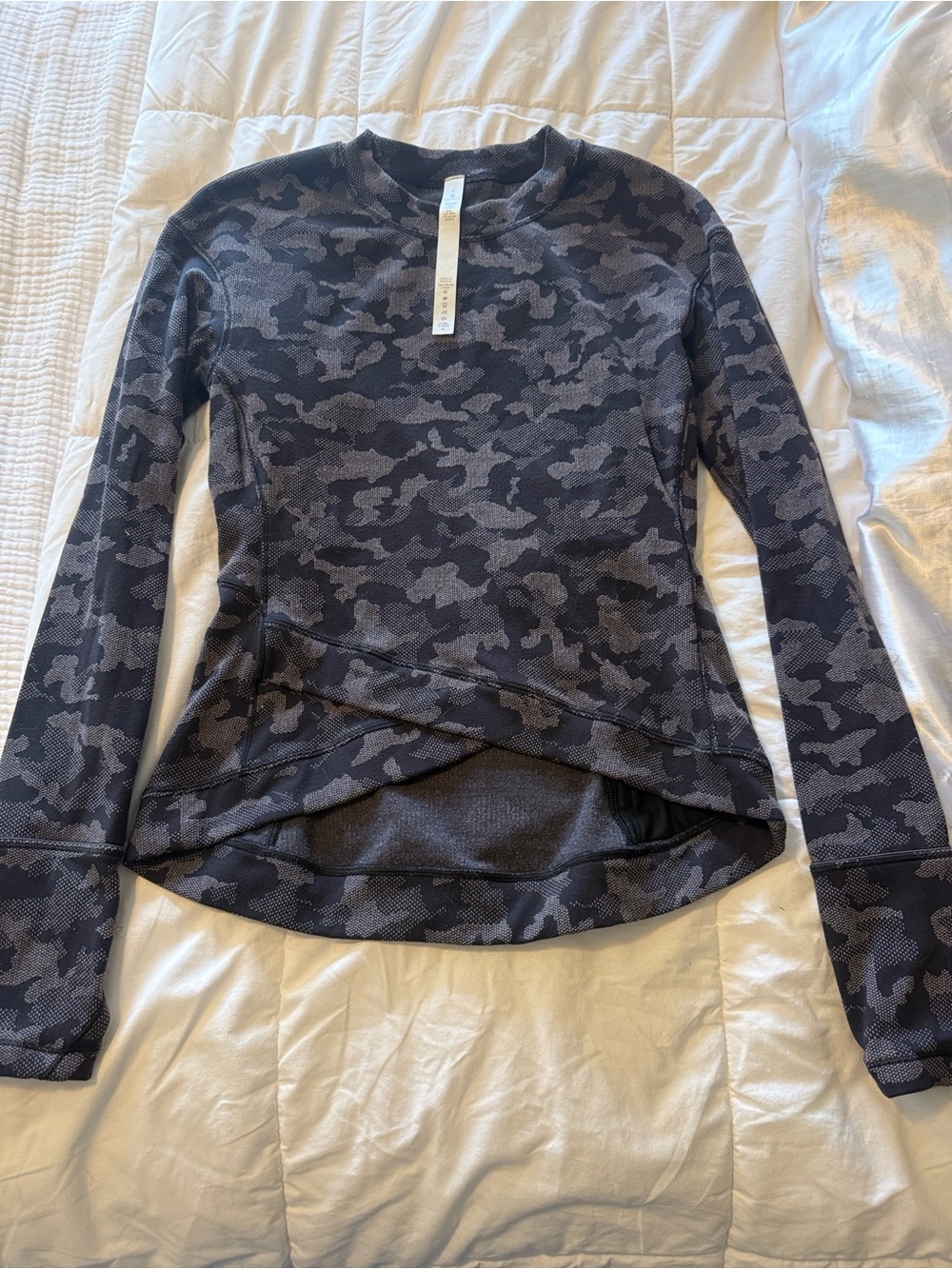 lululemon athletica Women's Long-Sleeve Camo Top - Black & Gray